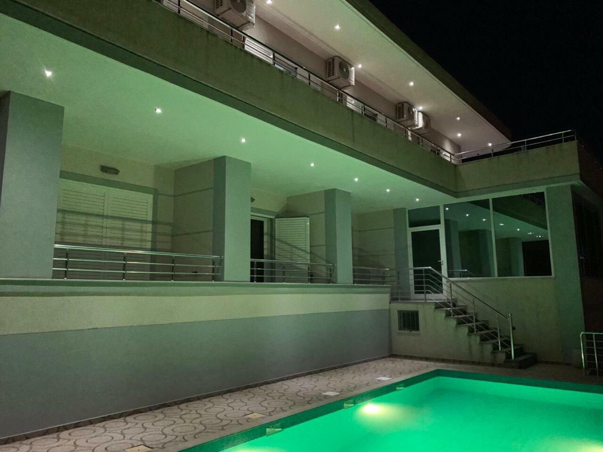 Vitamin Sea Sarande Exterior photo